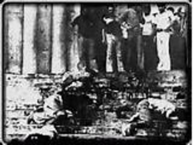 MATANZA DE LAS GRADAS