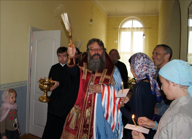 Освятили дом