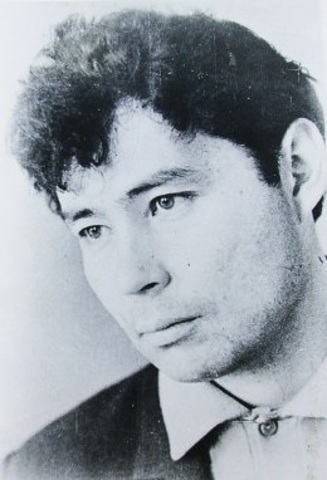 В сентябре 1955 г. состоялось знакомство с Александром Вампиловым, поступившим на первый курс историко-филологического факультета ИГУ