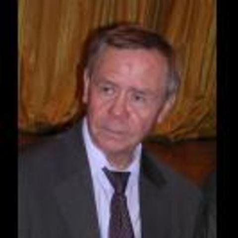 Член Президентского совета СССР при М. С. Горбачёве