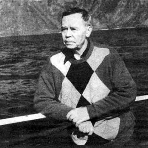 Лауреат премии "Лучший зарубежный роман года. XXI век" (Китай)