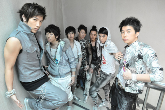 La hora mas caliente, 2PM