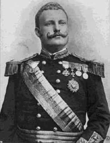 Jaime I morre e seu filho Carlos I se torna o rei. Seus atos de tirania como a perseguição aos puritanos desagradarão o Parlamento.