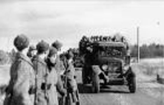 Soviet troops occupy Estonia