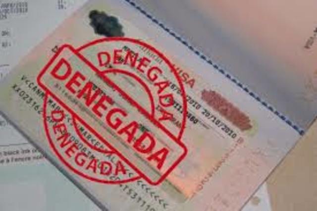 niega visa a D'Aubuisson