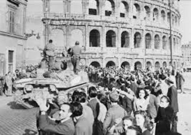 Allies enter Naples, Italy
