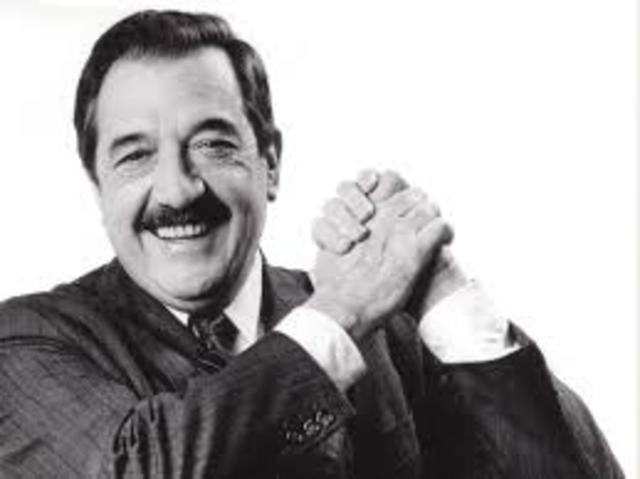 recuperacion de la democracia, RAUL ALFONSIN PRESIDENTE