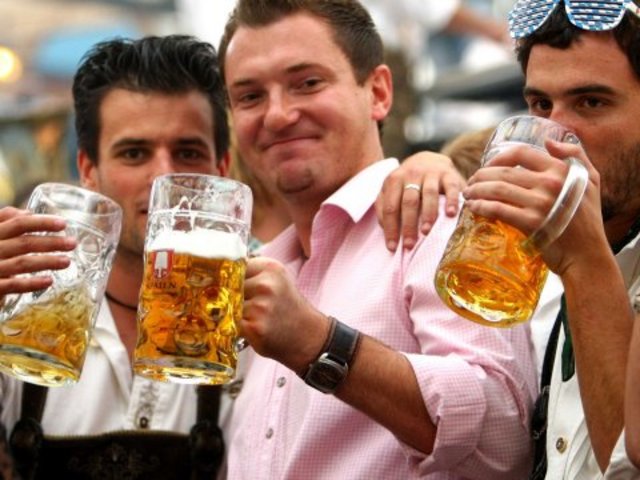 Feliz Geht Zum Oktoberfest