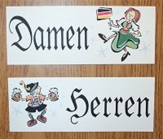 Mueller war schlect und schwindling. Er geht zu die Toilette.