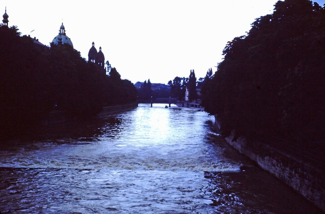 Herr Müller landete Aufwachen an der Isar am nächsten Morgen wie Felix.