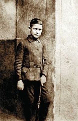 Első öngyilkossági kísérlete