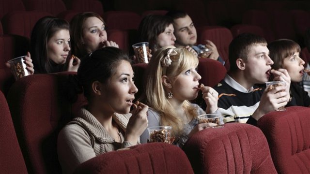 Поход с друзьями в кино