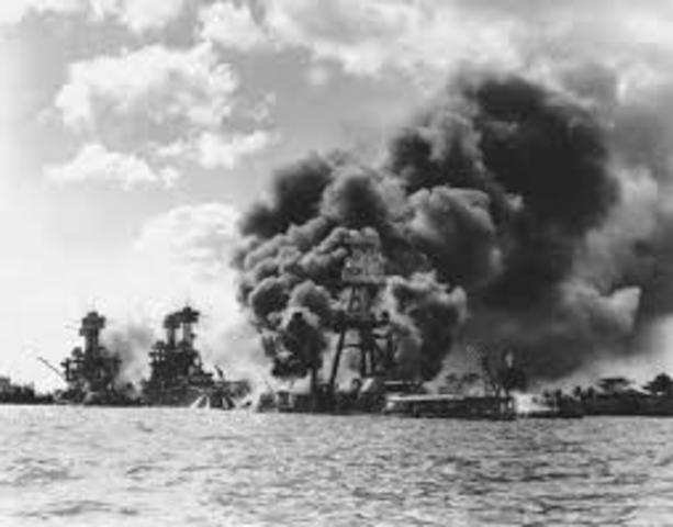 Japan bombs Pearl Harbor