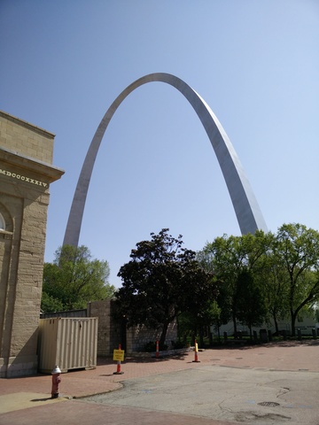 Hace tres años que veo el arco en St. Louis.