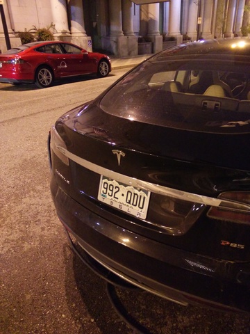 Hace un año que veo la Tesla.