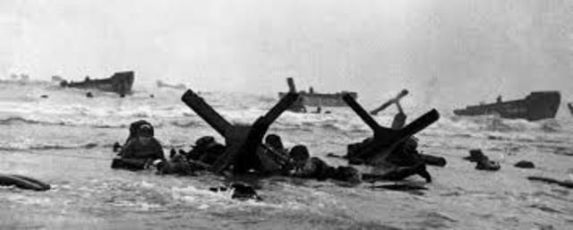 Germans begin a withdrawal from Tunisia, Africa