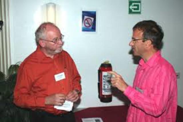 Helmut sprechen mit Felix.