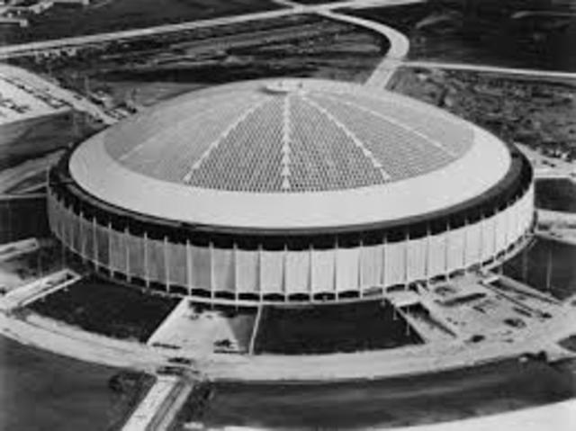 houston astrodome was being built