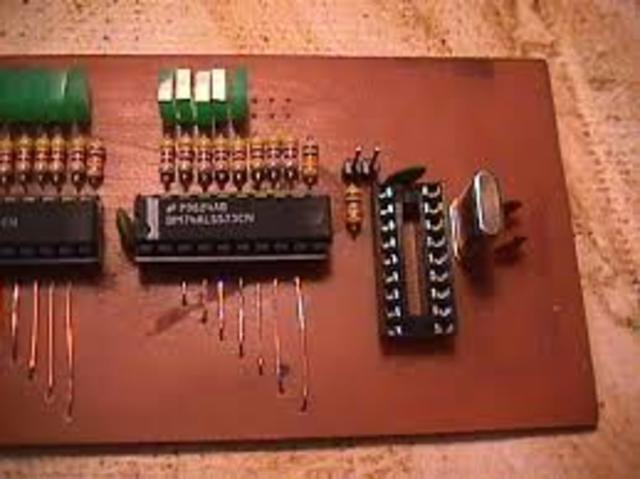 USO GENERALIZADO DE LOS CIRCUITOS DIGITALES