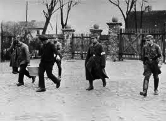 first concentration camp opened at oranienburg outside berlin