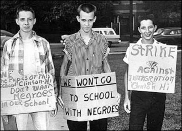 Eisenhower Orders Federal Troops to Enforce School Desegregation