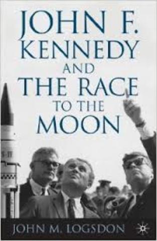 Kennedy announces Goal to Reach The Moon