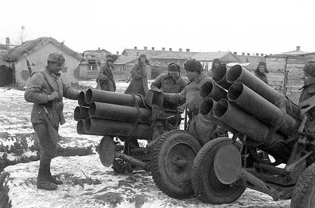 Russians trap Germany.