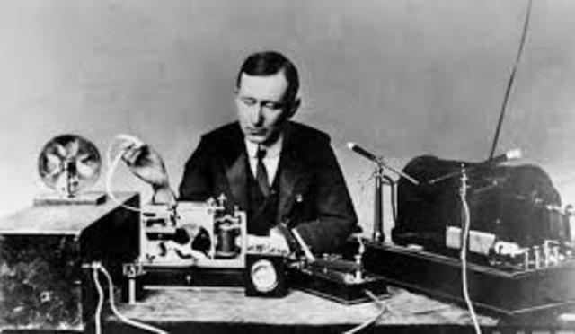 Primera Señal de Radio