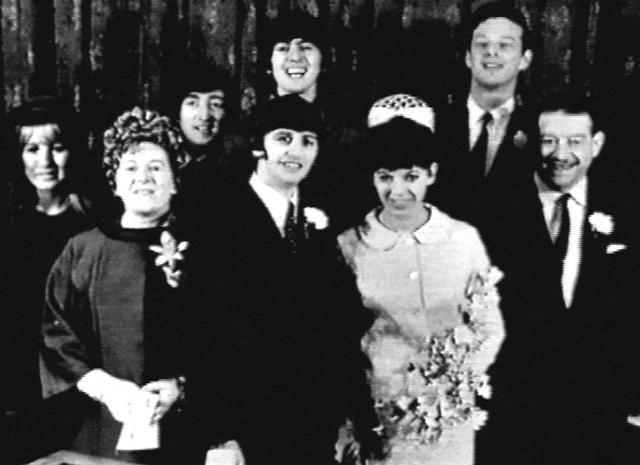 Ringo Starr and Maureen Cox marry
