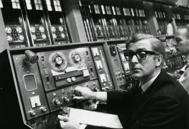 ARPANET se establece en UCLA, UCSB, U-Utah y Stanford