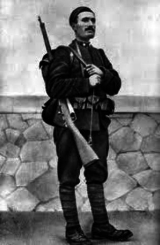 mussolini comes to power