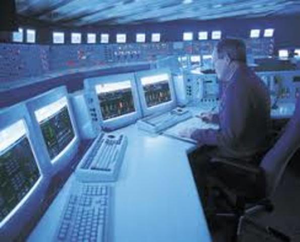 DARPA forma el Equipo de Respuesta de Emergencia Informático (CERT)