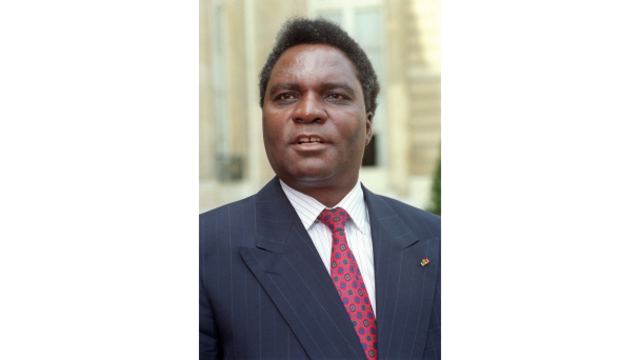 Rwandan President Juvénal Habyarimana is killed
