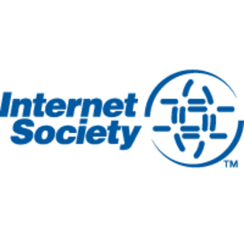 Se organiza la ISOC. La cantidad de hosts supera el millón