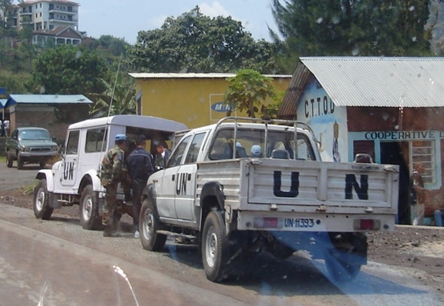 The UN troop UNAMIR arrives in Rwanda