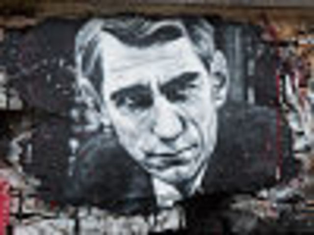 Claude publica la "Teoria matematica de la comunicacion".