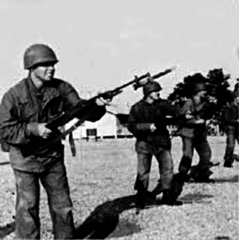 Training South Vietnamese Army