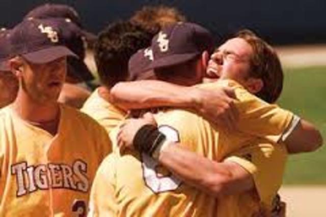 LSU wins the CWS