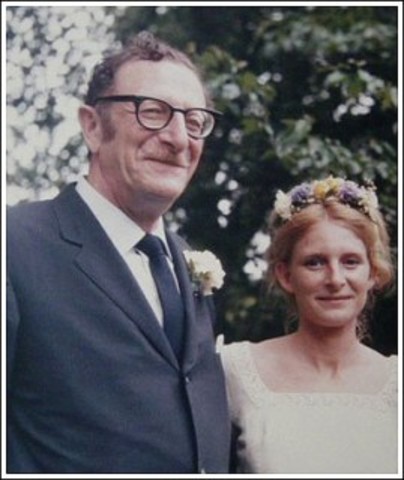 Берн и его третья жена развелись