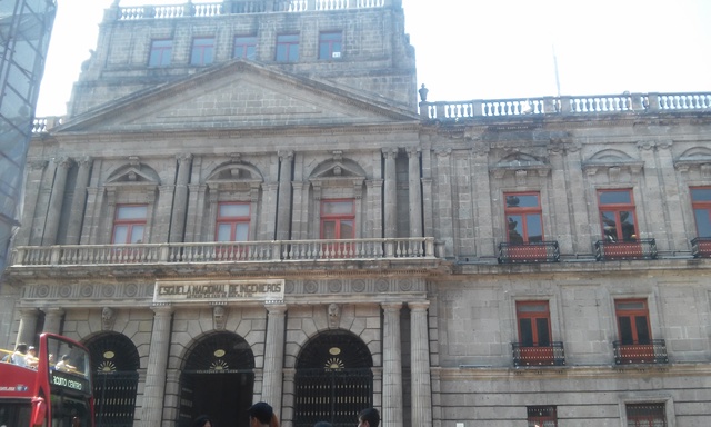 Palacio de míneria