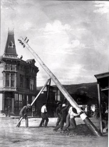 The first telphone pole