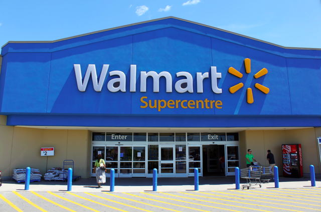 Wal-Mart becomes the world's largest retailer.