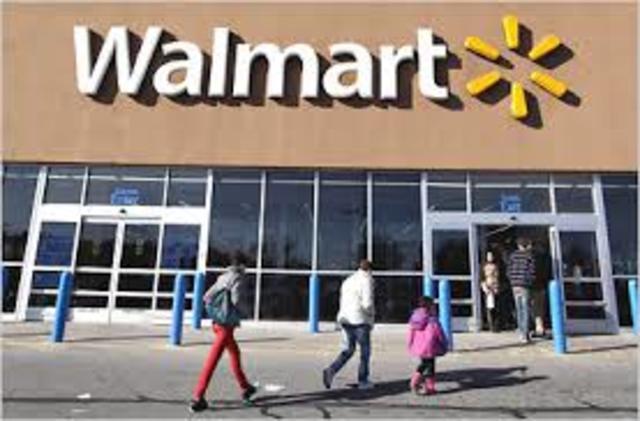 walmart becomes worlds biggest retailer