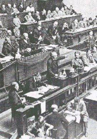 Célebre discurso del primer ministro francés Aristide Briand