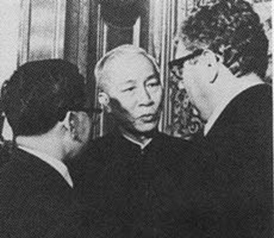 began secret peace negotiations