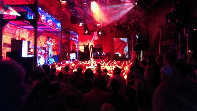 Perform Live with Insignia