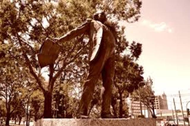 Miguel Angel Asturias fallece