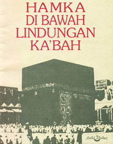 Menerbitkan novellet "Di bawah Lindungan Ka'bah"