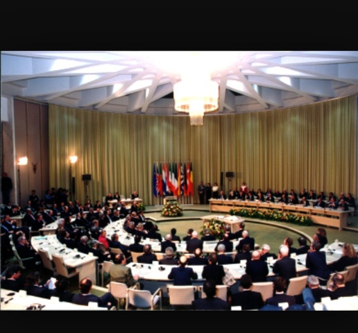 La dificil retificacion del tratado de Maastricht