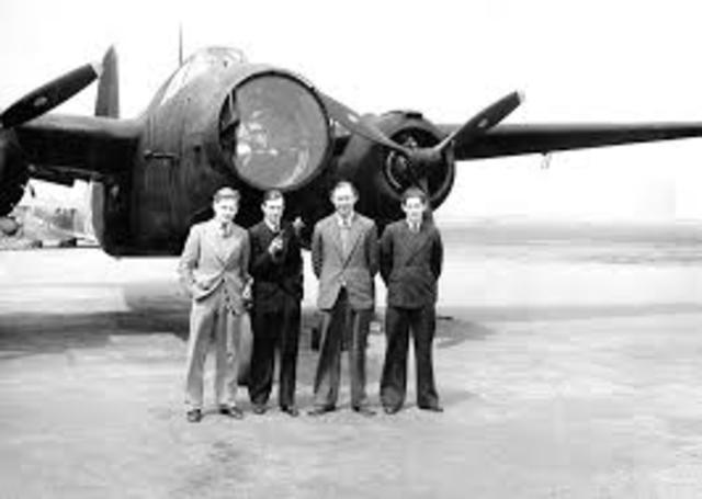 primer vuelo piloteado